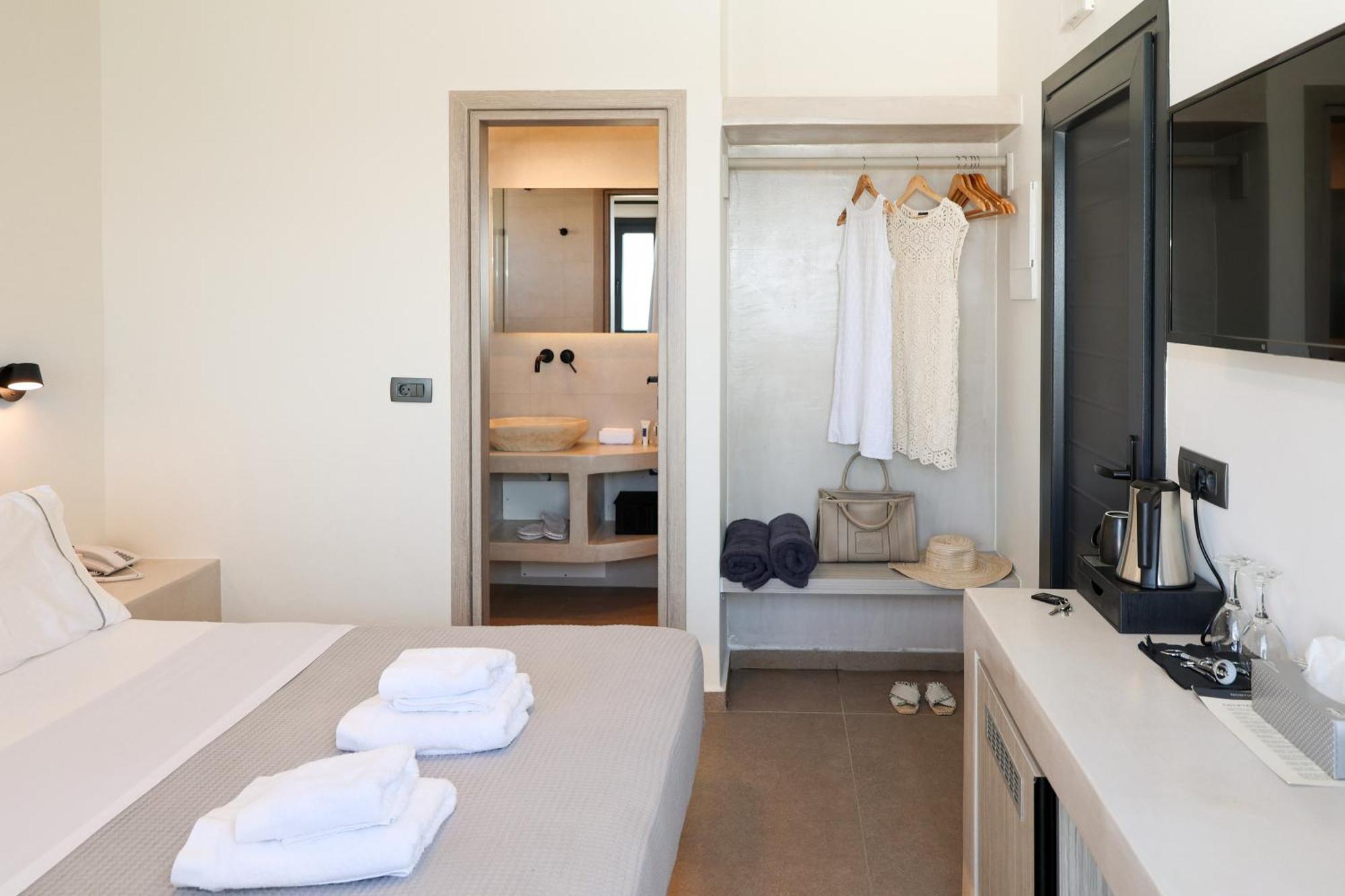 North Wind Luxury Suites イア エクステリア 写真